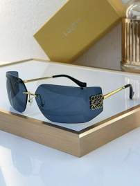 Picture of Loewe Sunglasses _SKUfw80880027fw